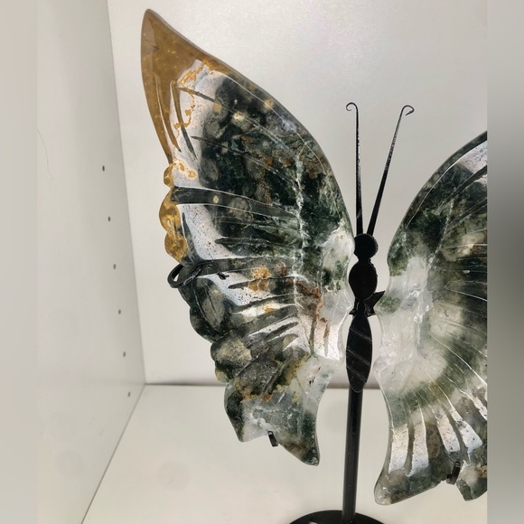 Moss Agate Butterfly (Large) - Picture 5 of 7